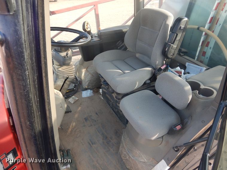 image for item DJ4774 2011 Case IH Patriot 3330  sprayer