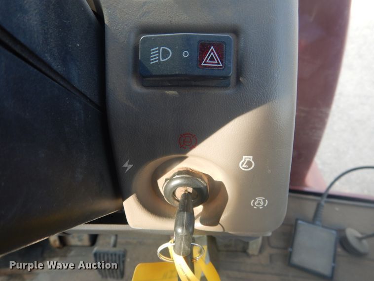 image for item DJ4774 2011 Case IH Patriot 3330  sprayer