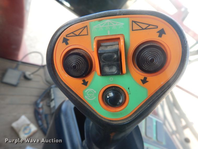 image for item DJ4774 2011 Case IH Patriot 3330  sprayer