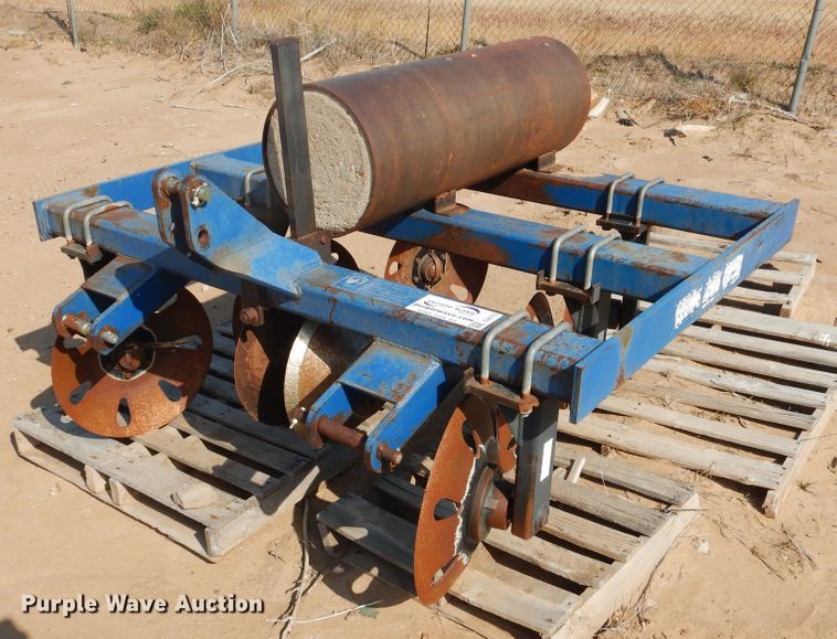 image for item DJ4775 Blu-Jet TrackMaster track closer