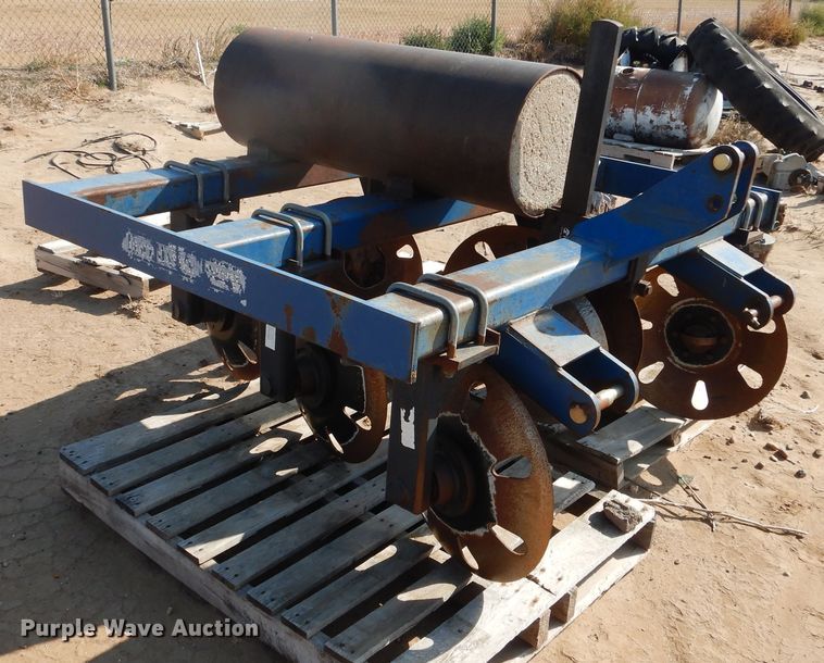 image for item DJ4775 Blu-Jet TrackMaster track closer