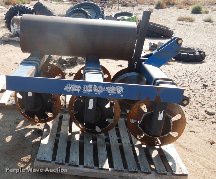 image for item DJ4775 Blu-Jet TrackMaster track closer