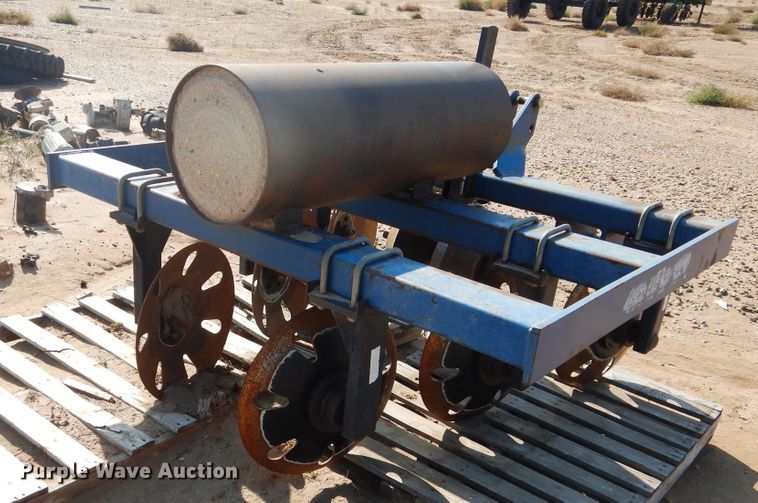 image for item DJ4775 Blu-Jet TrackMaster track closer