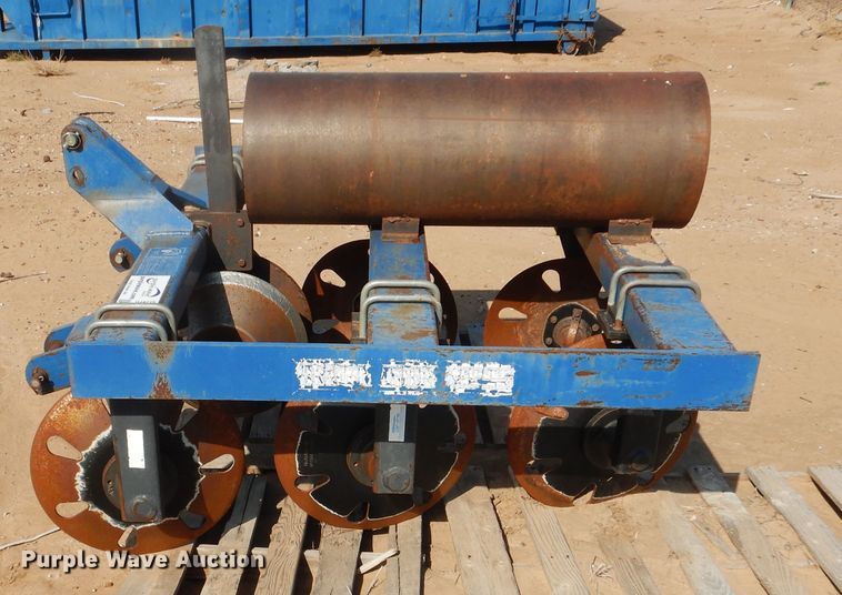 image for item DJ4775 Blu-Jet TrackMaster track closer