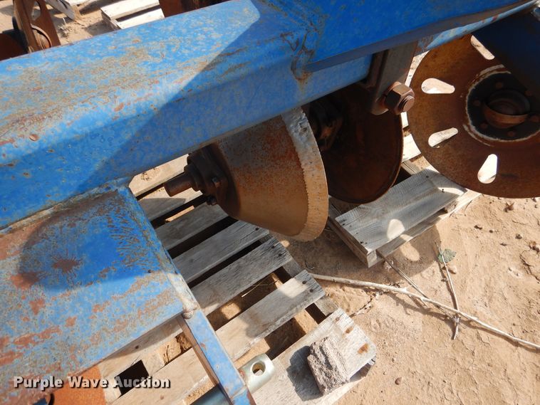 image for item DJ4775 Blu-Jet TrackMaster track closer