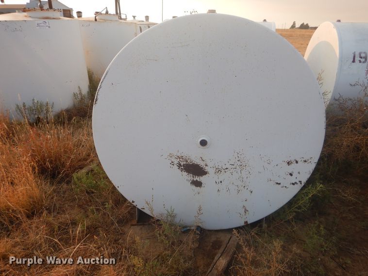 image for item DJ4778 (6) fuel tanks