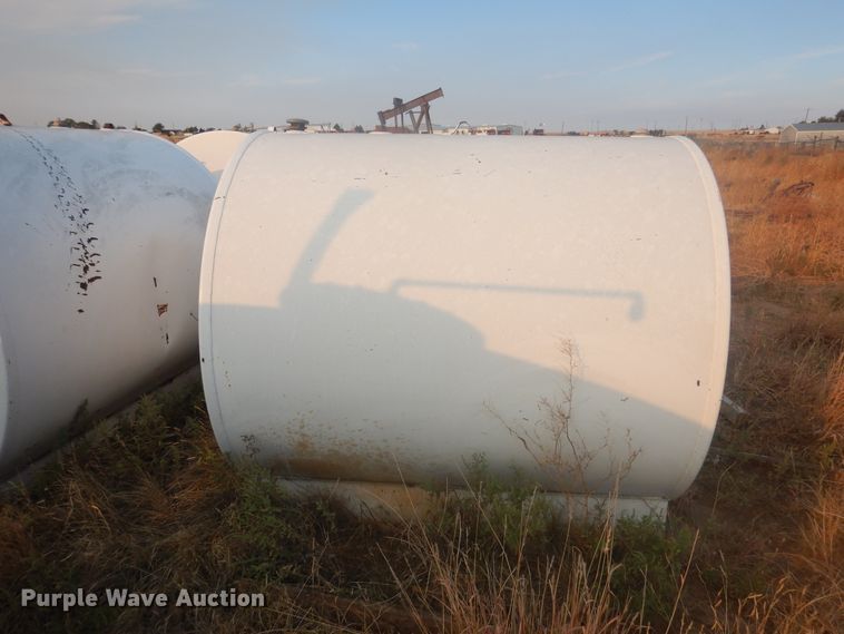 image for item DJ4778 (6) fuel tanks