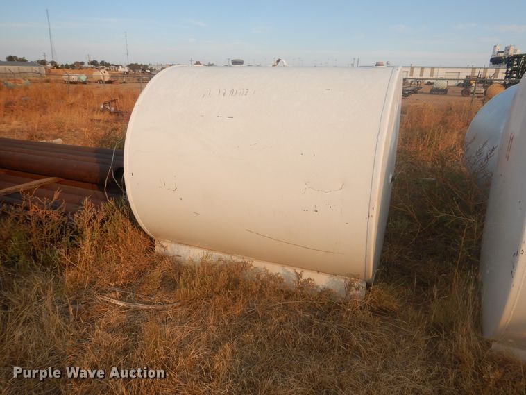 image for item DJ4778 (6) fuel tanks