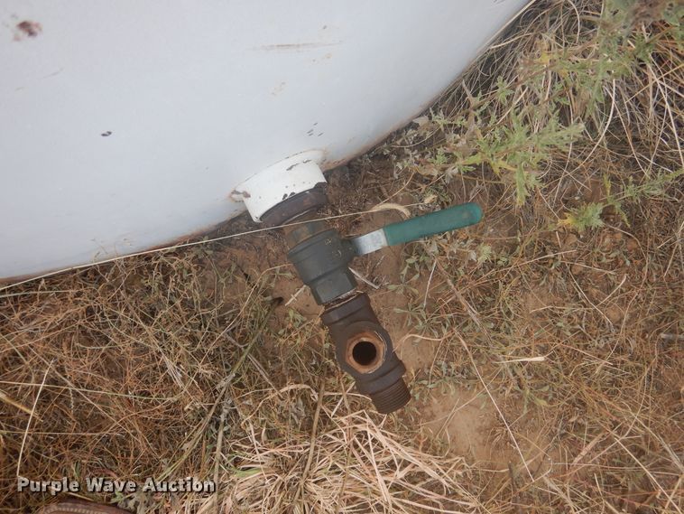 image for item DJ4778 (6) fuel tanks