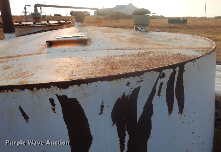 image for item DJ4778 (6) fuel tanks