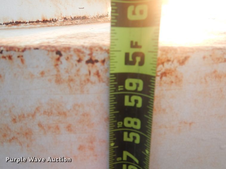 image for item DJ4778 (6) fuel tanks