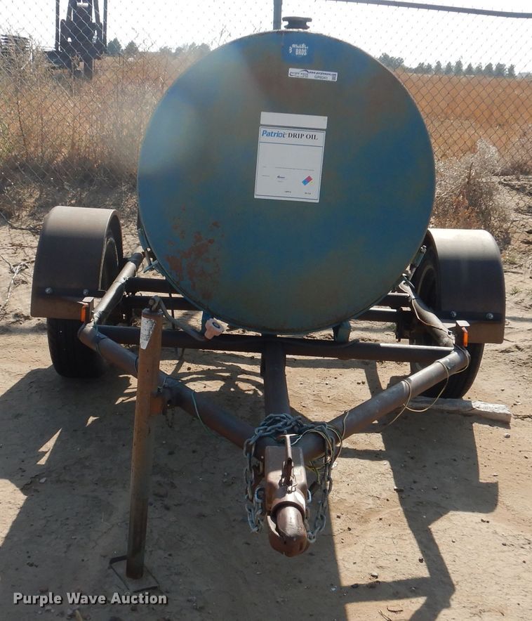 image for item GR9341 Fuel tank trailer