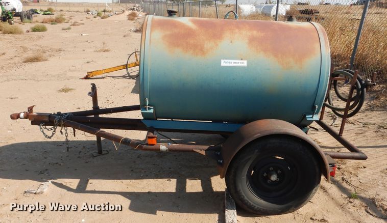 image for item GR9341 Fuel tank trailer