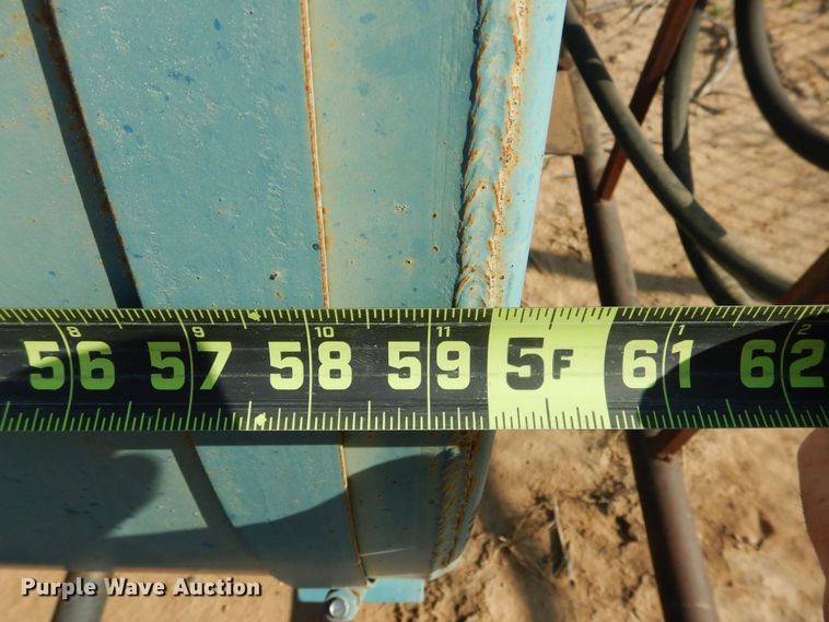 image for item GR9341 Fuel tank trailer