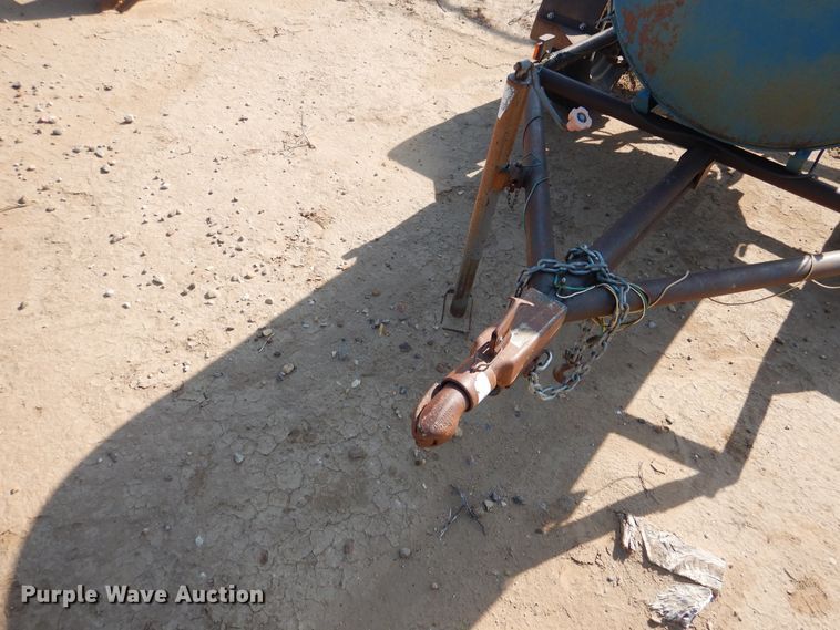 image for item GR9341 Fuel tank trailer