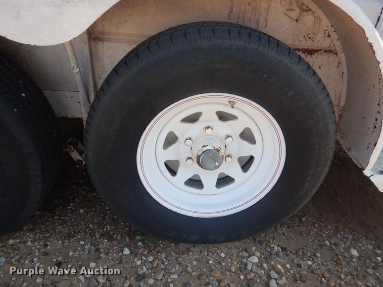 image for item GR9342 W-W livestock trailer