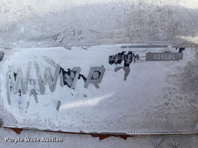 image for item GR9342 W-W livestock trailer