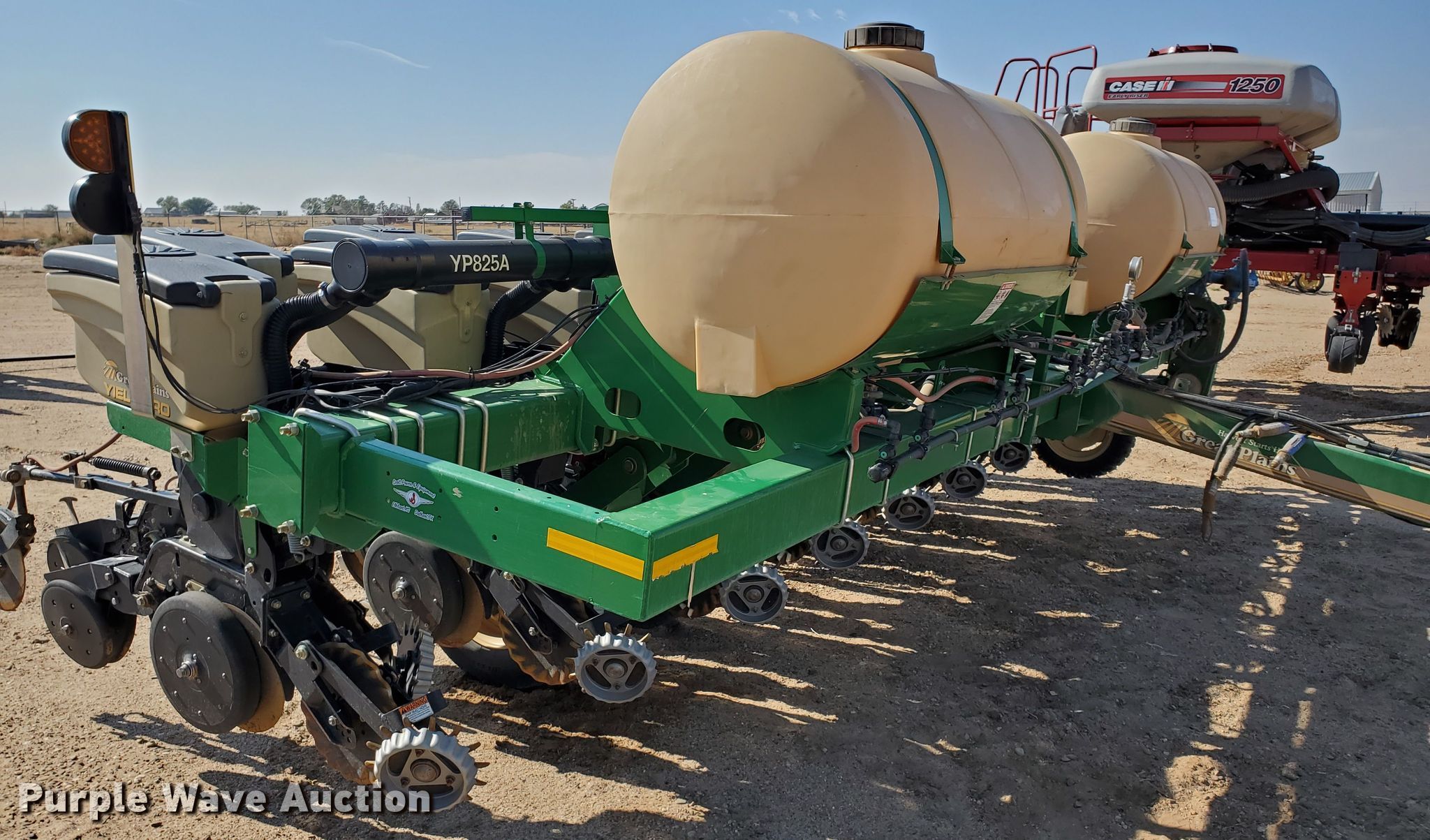 2017 Great Plains YP825A16TR twin row planter in Elkhart, KS Item