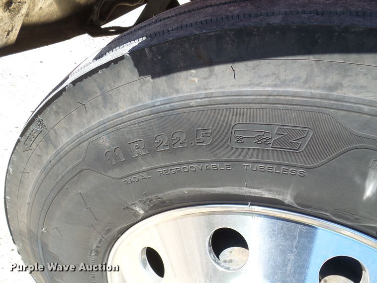 image for item DC2897 2007 Peterbilt 378  semi truck