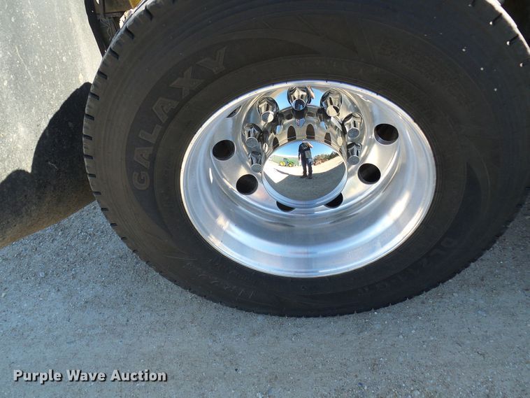 image for item DC2897 2007 Peterbilt 378  semi truck