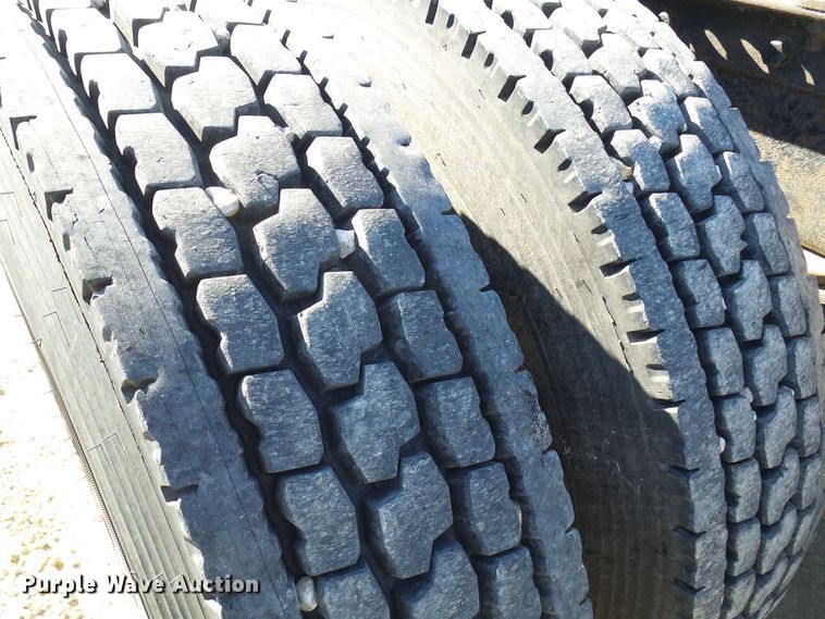 image for item DC2897 2007 Peterbilt 378  semi truck