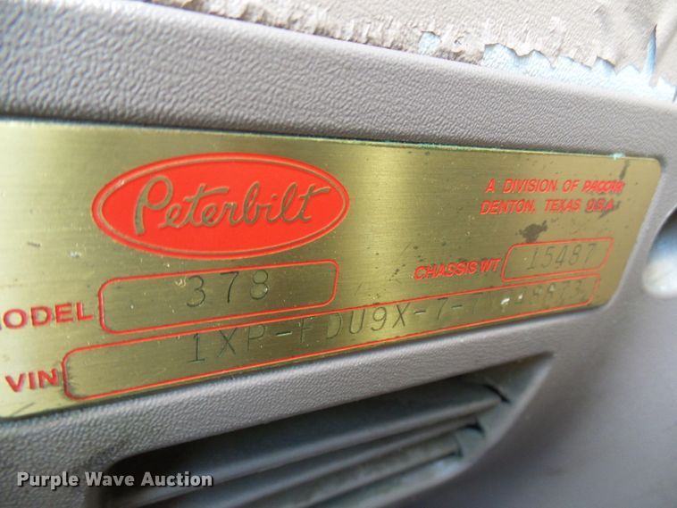 image for item DC2897 2007 Peterbilt 378  semi truck