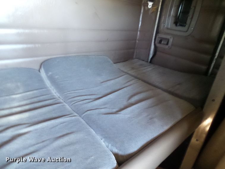 image for item DC2897 2007 Peterbilt 378  semi truck