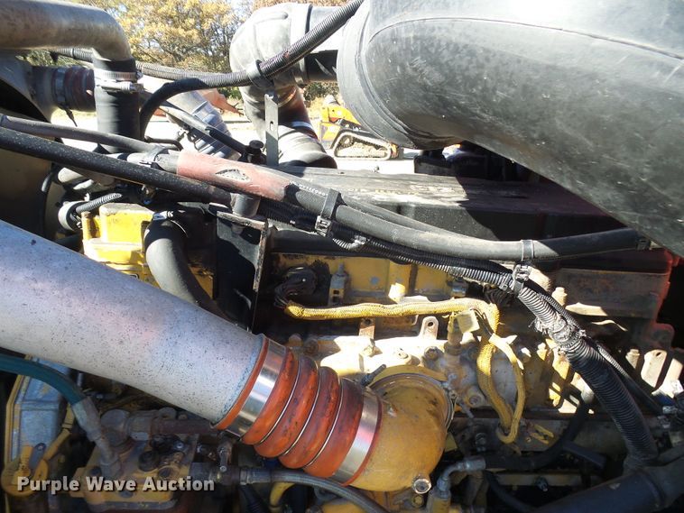 image for item DC2897 2007 Peterbilt 378  semi truck