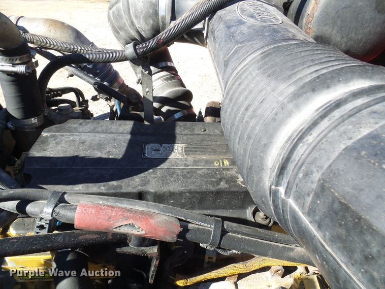 image for item DC2897 2007 Peterbilt 378  semi truck