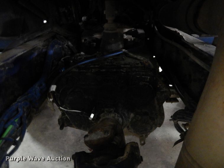 image for item DF6718 2005 Mack Vision CXN  semi truck