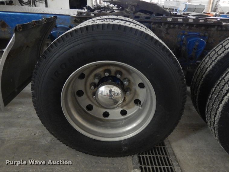 image for item DF6718 2005 Mack Vision CXN  semi truck