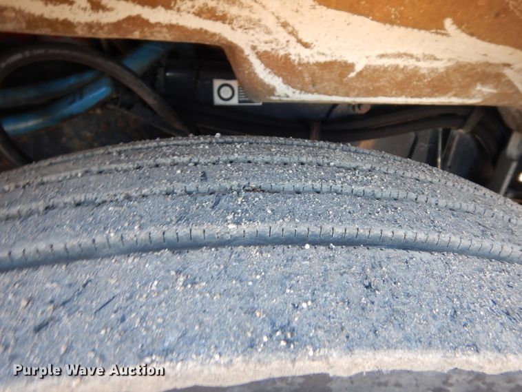 image for item DF6729 2005 Peterbilt 378  semi truck