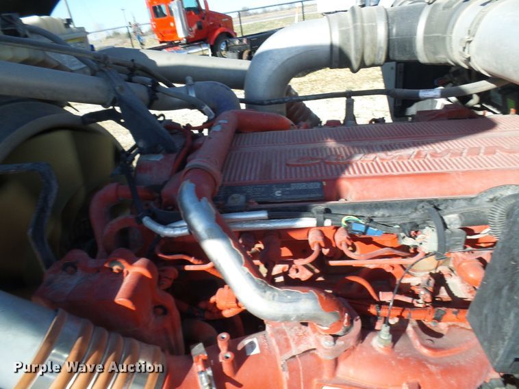 image for item DG2116 2014 Kenworth W900  semi truck