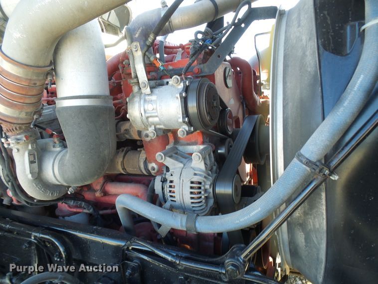 image for item DG2116 2014 Kenworth W900  semi truck