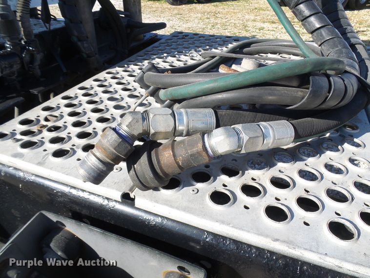 image for item DG2116 2014 Kenworth W900  semi truck