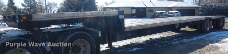 image for item DG4655 2004 Fontaine drop deck trailer
