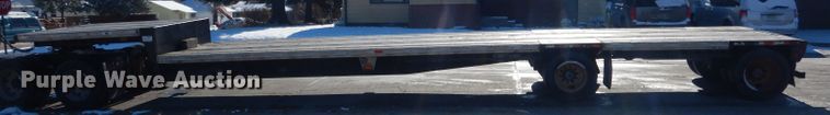 image for item DG4655 2004 Fontaine drop deck trailer