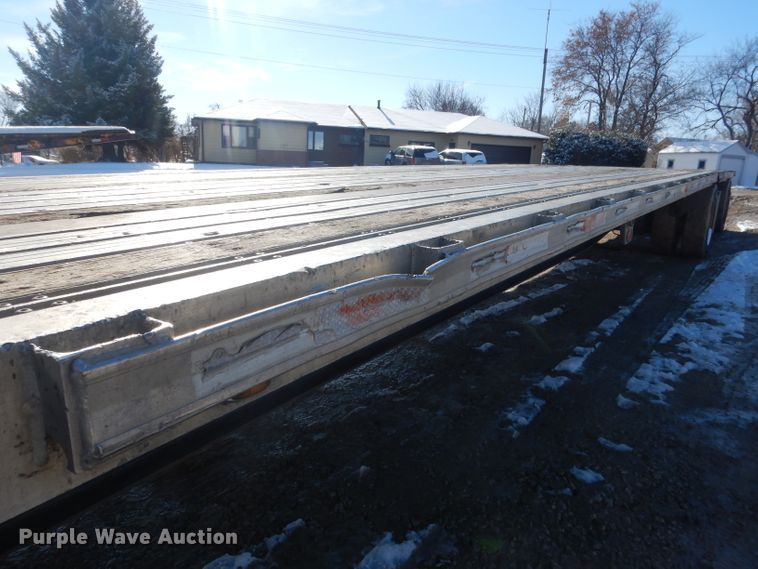 image for item DG4655 2004 Fontaine drop deck trailer