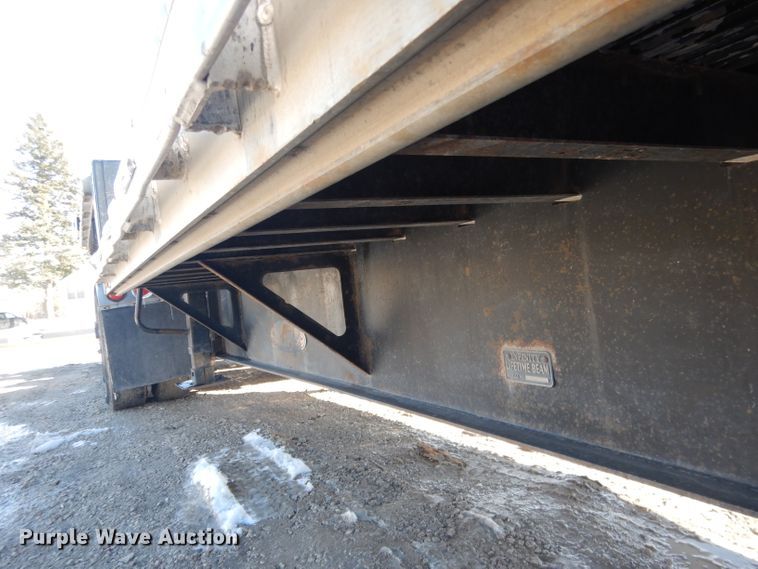 image for item DG4655 2004 Fontaine drop deck trailer