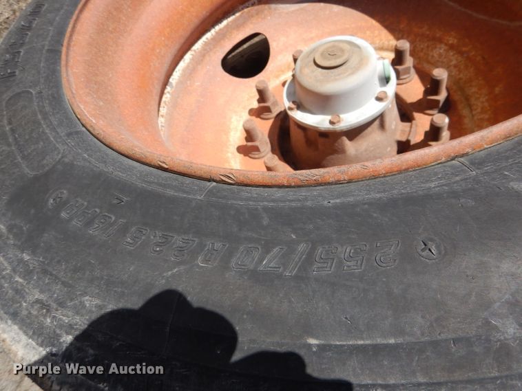 image for item DG4655 2004 Fontaine drop deck trailer