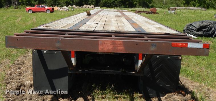 image for item DG7811 2013 Utility Trailer flatbed trailer
