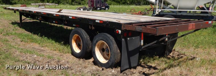 image for item DG7811 2013 Utility Trailer flatbed trailer