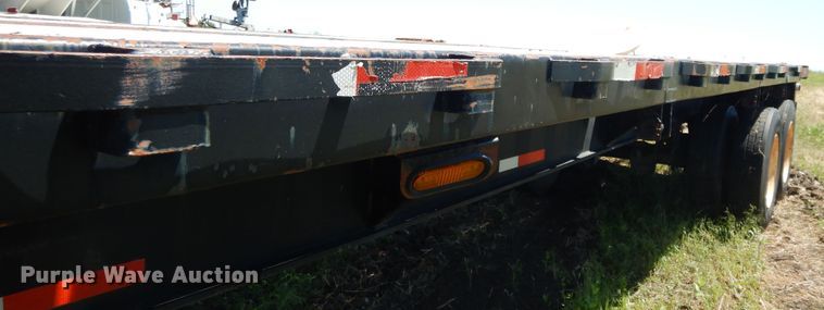 image for item DG7811 2013 Utility Trailer flatbed trailer