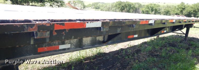 image for item DG7811 2013 Utility Trailer flatbed trailer