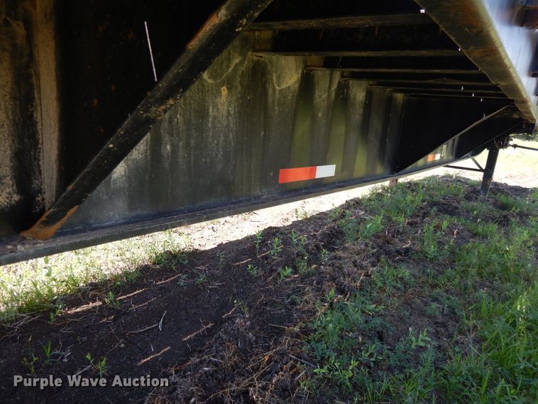 image for item DG7811 2013 Utility Trailer flatbed trailer