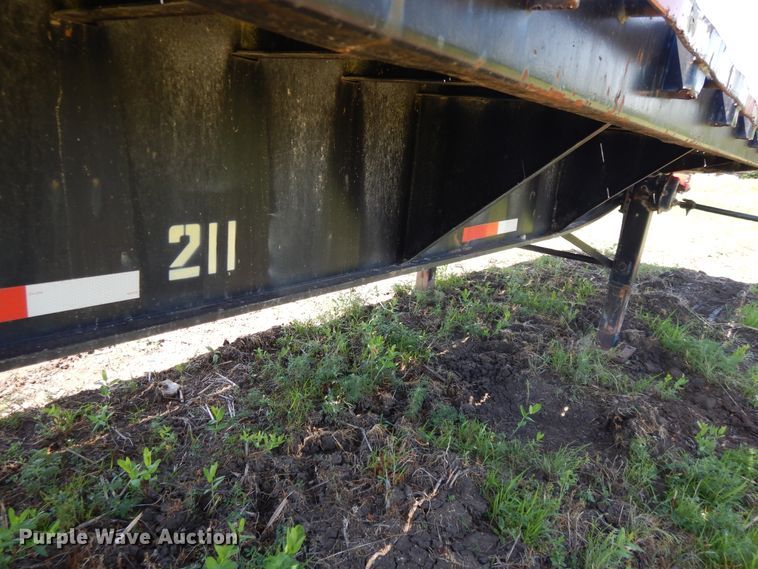 image for item DG7811 2013 Utility Trailer flatbed trailer