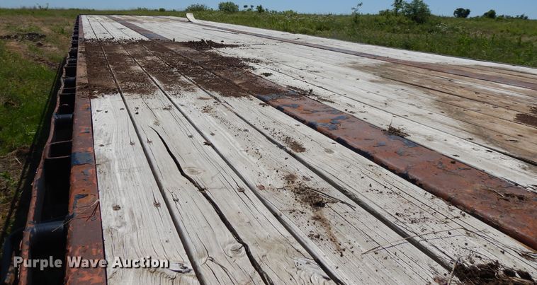 image for item DG7811 2013 Utility Trailer flatbed trailer