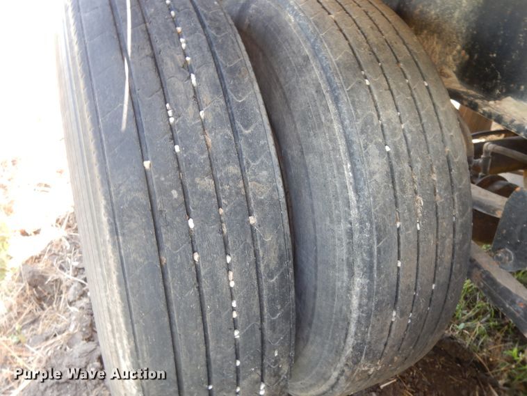 image for item DG7811 2013 Utility Trailer flatbed trailer