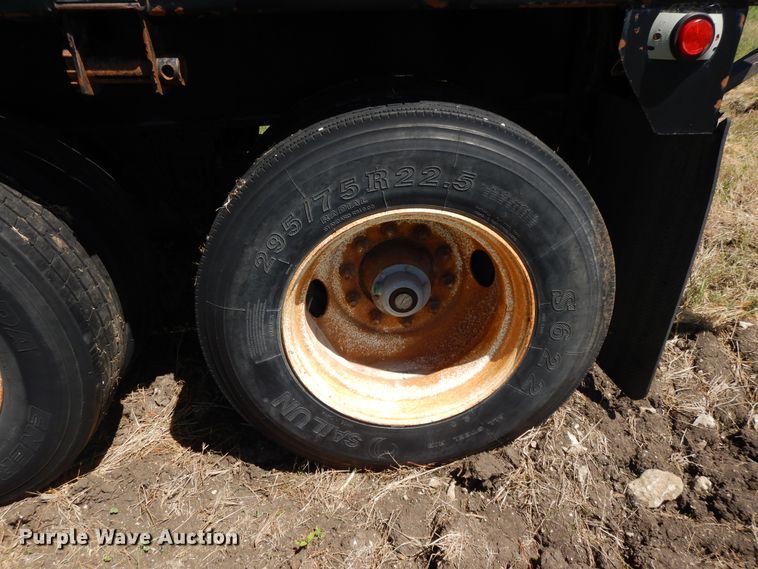 image for item DG7811 2013 Utility Trailer flatbed trailer