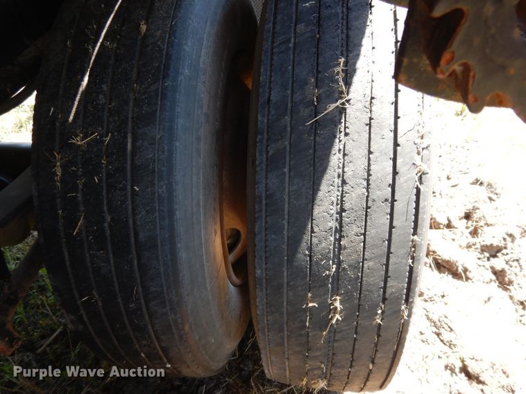 image for item DG7811 2013 Utility Trailer flatbed trailer